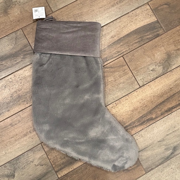 Gray Alpaca Socking Faux Fur - Large - Picture 2 of 7